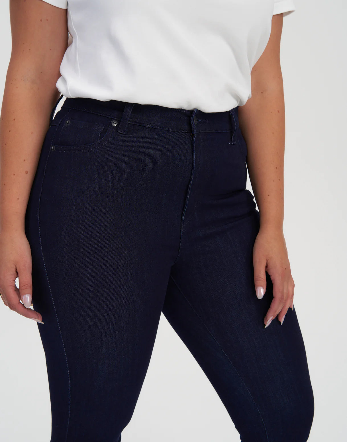 Jeans coupe skinny Rachel 30’’ - bleu indigo prague par Yoga Jeans 6 de 7