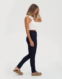 Jeans coupe skinny Rachel 30’’ - bleu indigo prague par Yoga Jeans 5 de 7
