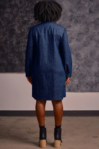 Robe Inari chemise en denim bleu par Jennifer Glasgow fait au Québec 3 de 3